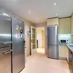 Bajo En Apartment
