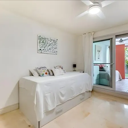 Bajo En Apartment *
