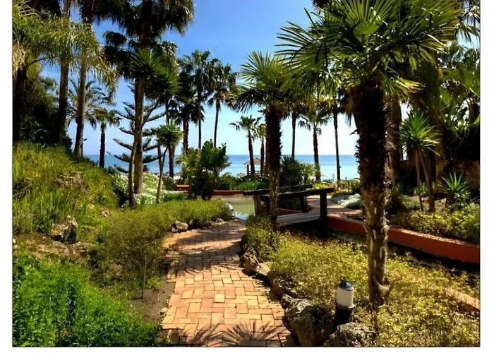 Bajo En Apartamento Marbella